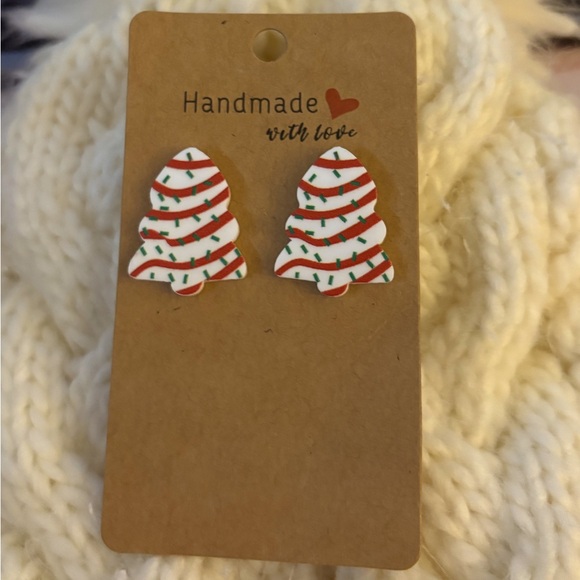 Christmas Tree Cake Earrings New on Display Card - Picture 1 of 2